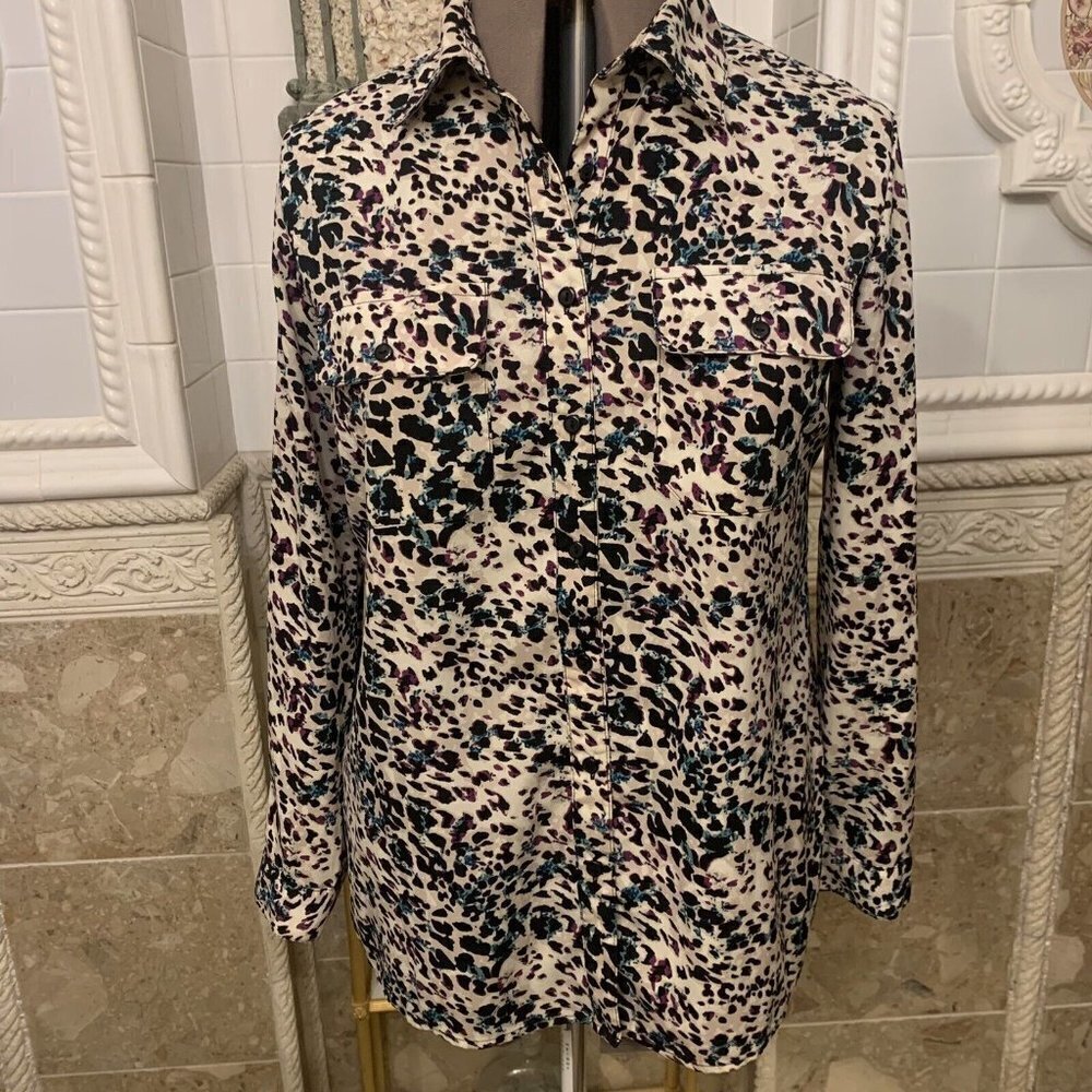 Notations. Size Large. Button Front Poly/Spandex.… - image 1